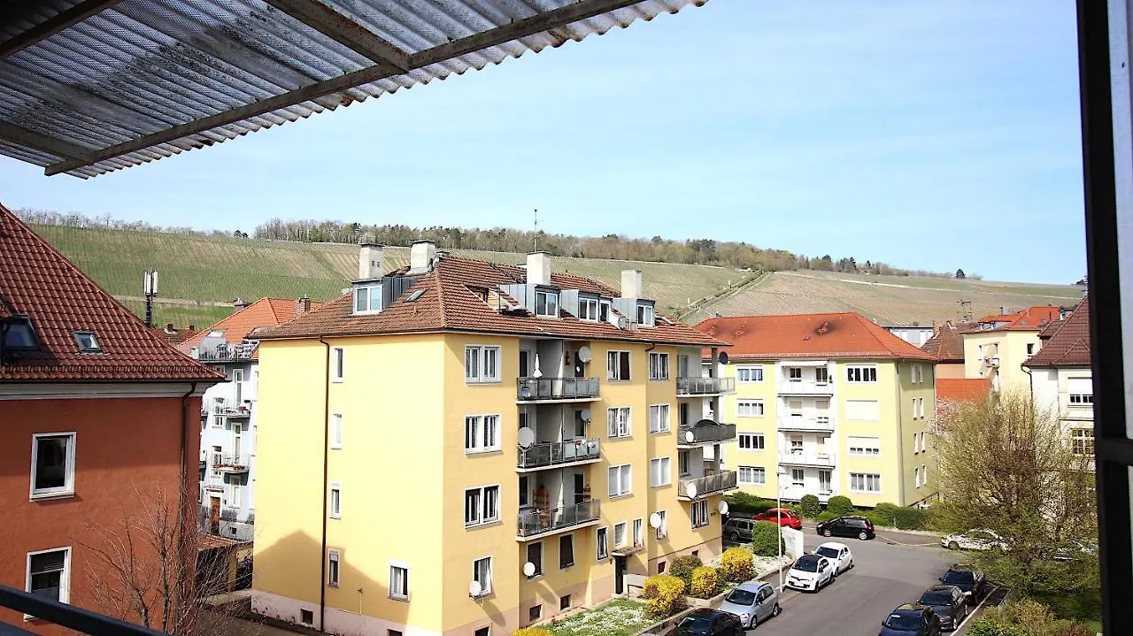 Apartment Grosszuegige Stadtwohnung - Garage, Balkon Wurzburg